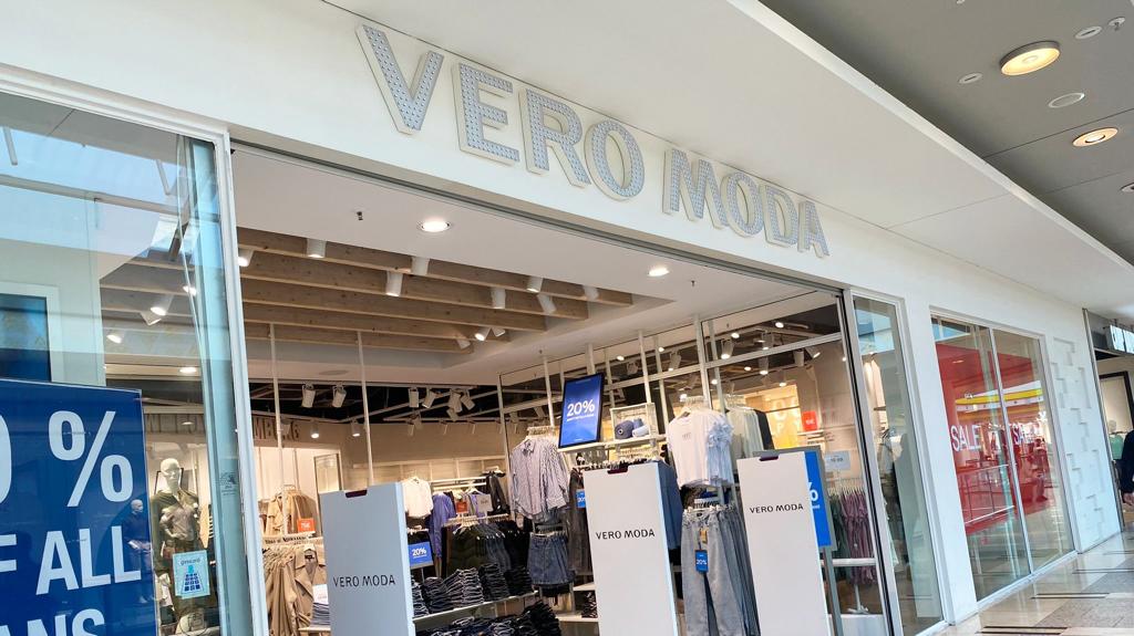 Bild des Geschäfts "Vero Moda" im Phoenix Center Harburg.